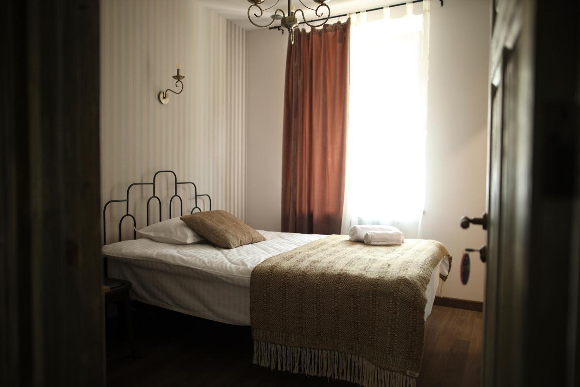 Redroof Country House Hotel Goris Zewnętrze zdjęcie