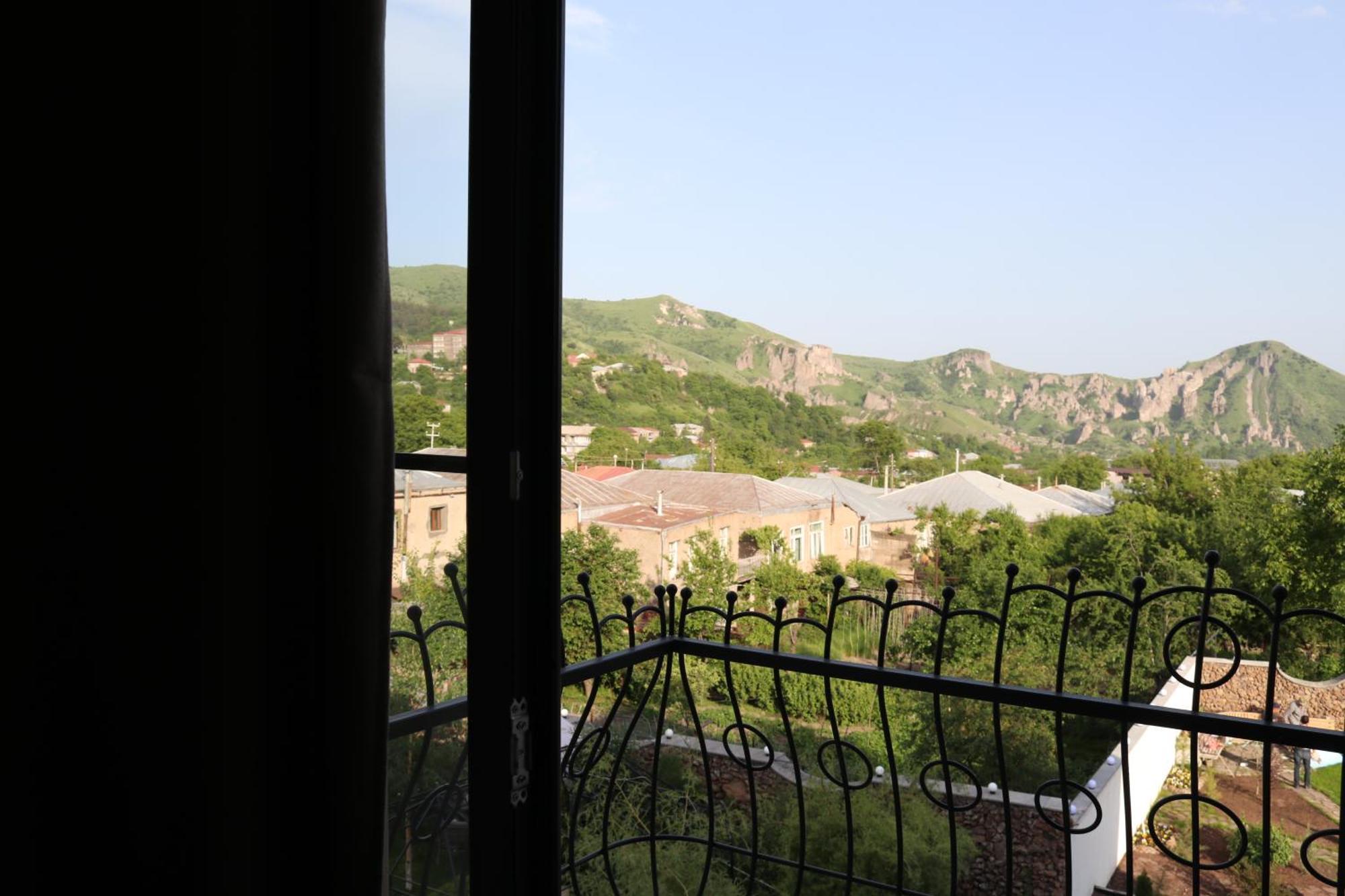 Redroof Country House Hotel Goris Zewnętrze zdjęcie