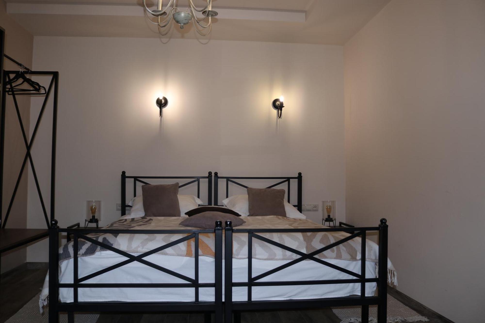 Redroof Country House Hotel Goris Zewnętrze zdjęcie