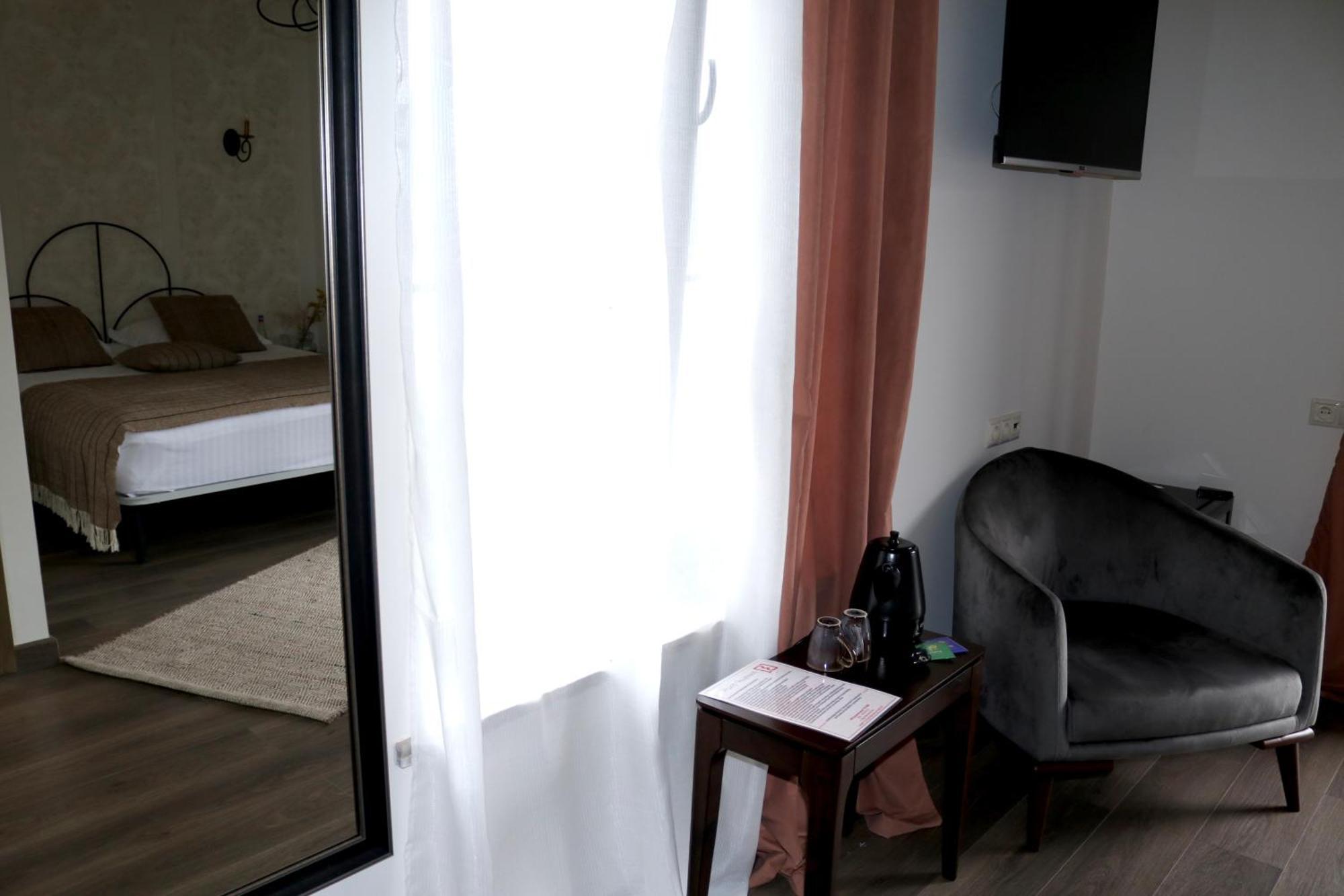 Redroof Country House Hotel Goris Pokój zdjęcie