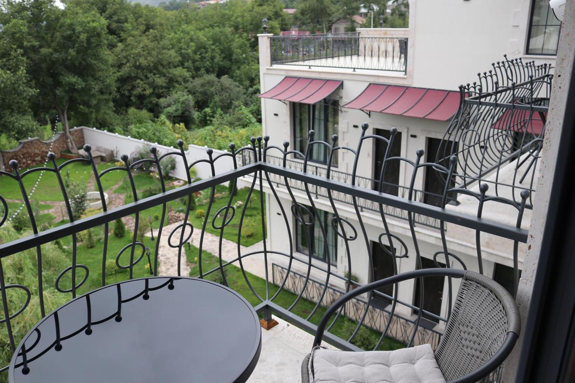 Redroof Country House Hotel Goris Pokój zdjęcie